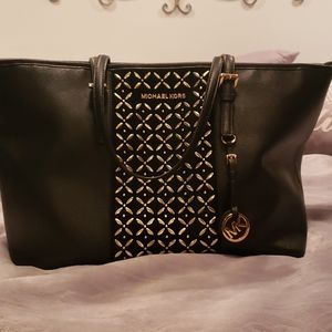 Michael Kors like new purse